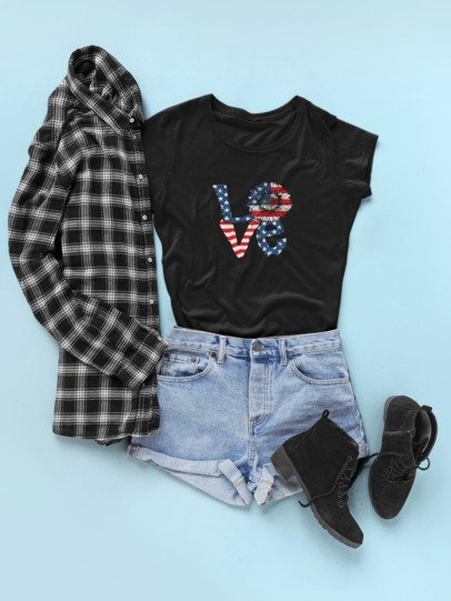 4th of July Love  T-SHIRT