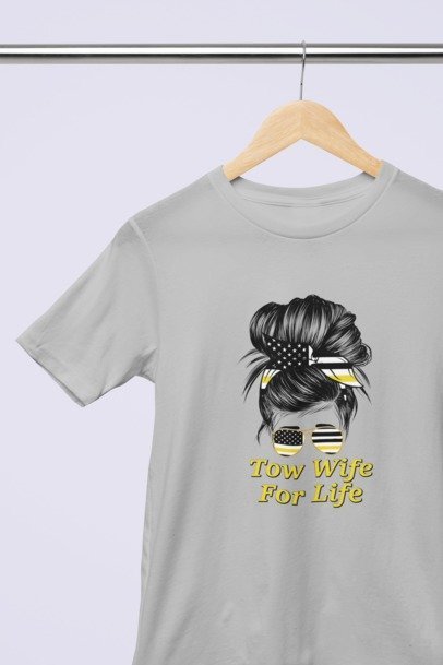 Tow wife for life T-SHIRT