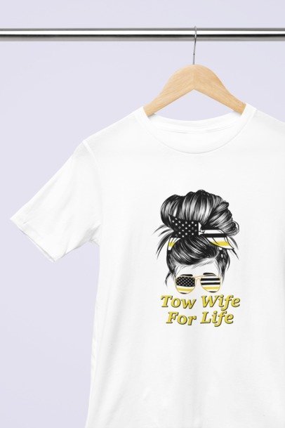 Tow wife for life T-SHIRT